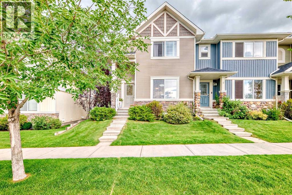 11 Kings Heights Drive SE, Airdrie, Alberta  T4A 0E6 - Photo 1 - A2310771
