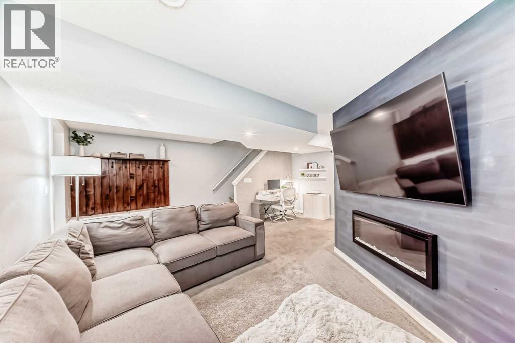 11 Kings Heights Drive SE, Airdrie, Alberta  T4A 0E6 - Photo 36 - A2310771