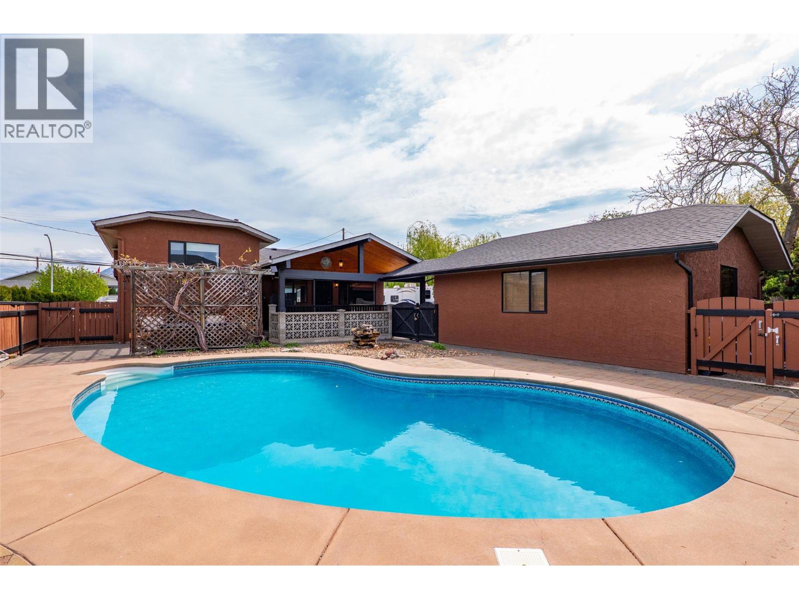 850 Windbreak Street, Kamloops, British Columbia  V2B 5P1 - Photo 30 - 10385454