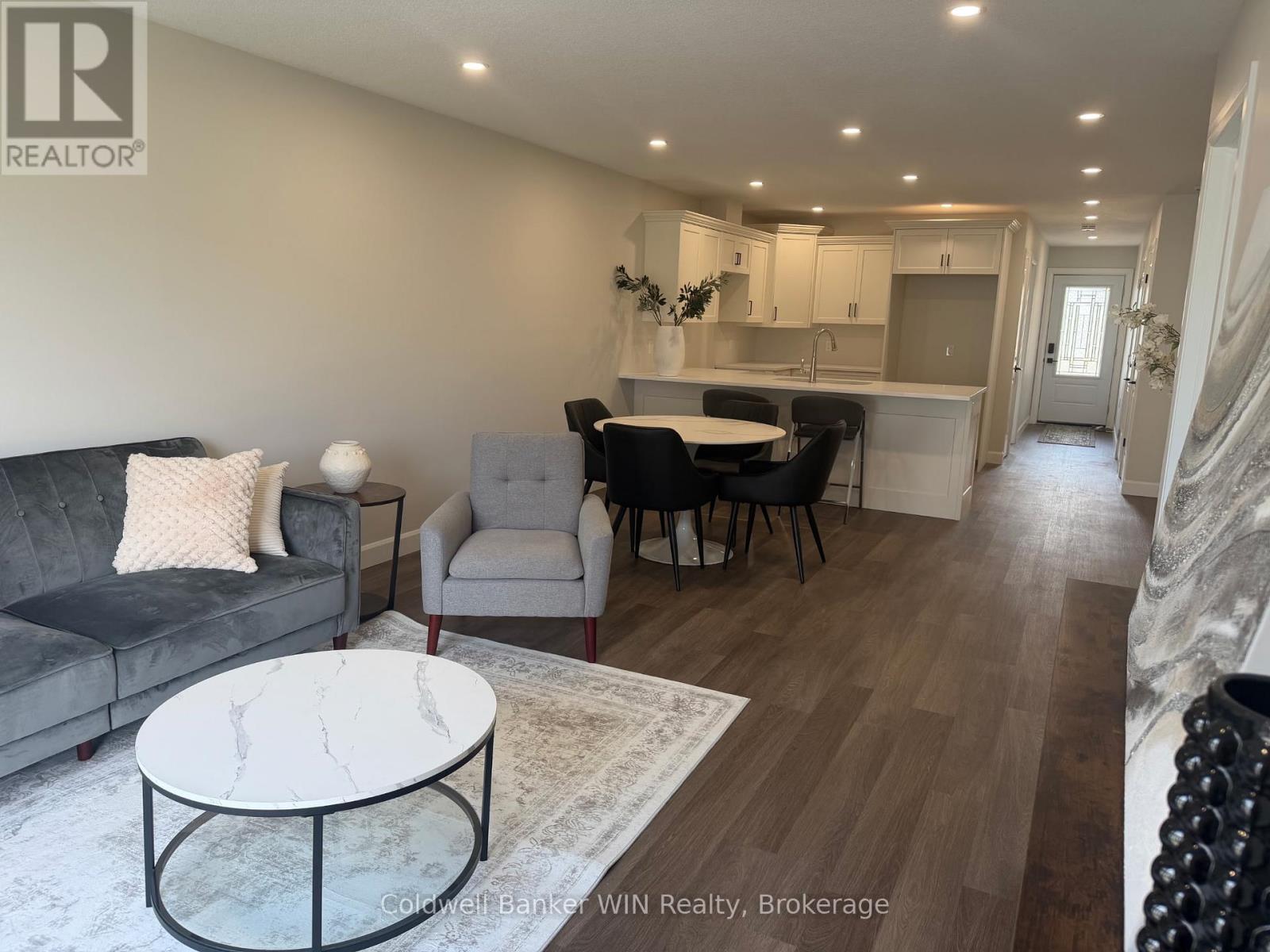 204 Elgin Street, Minto, Ontario  N0G 2P0 - Photo 2 - X13061794