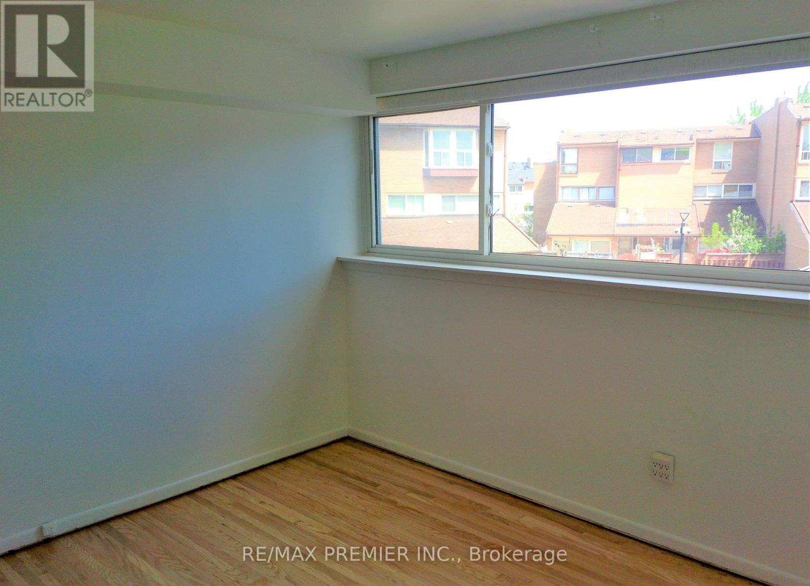 82 - 248 John Garland Boulevard, Toronto, Ontario  M9V 1N8 - Photo 5 - W13034578