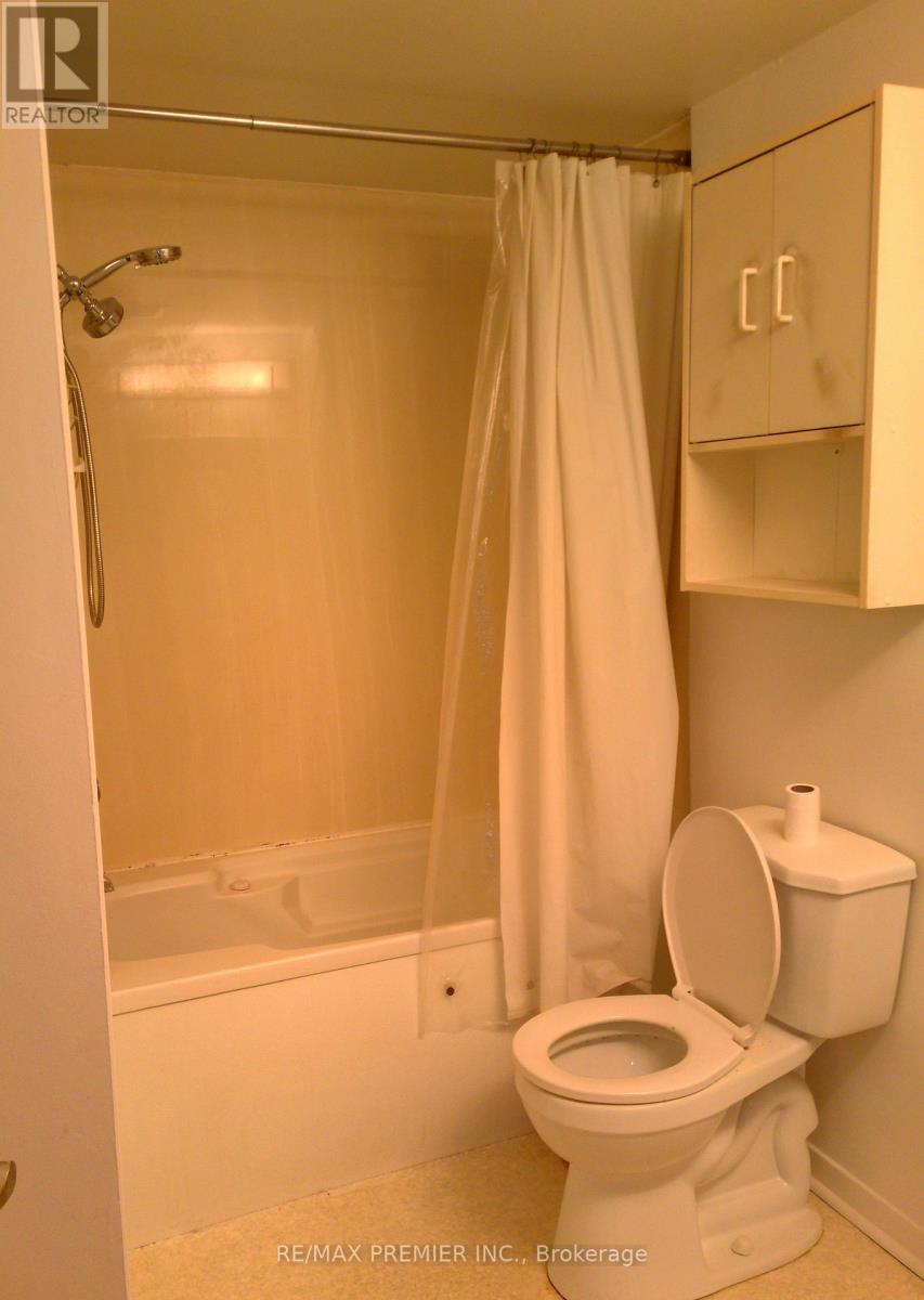 82 - 248 John Garland Boulevard, Toronto, Ontario  M9V 1N8 - Photo 6 - W13034578