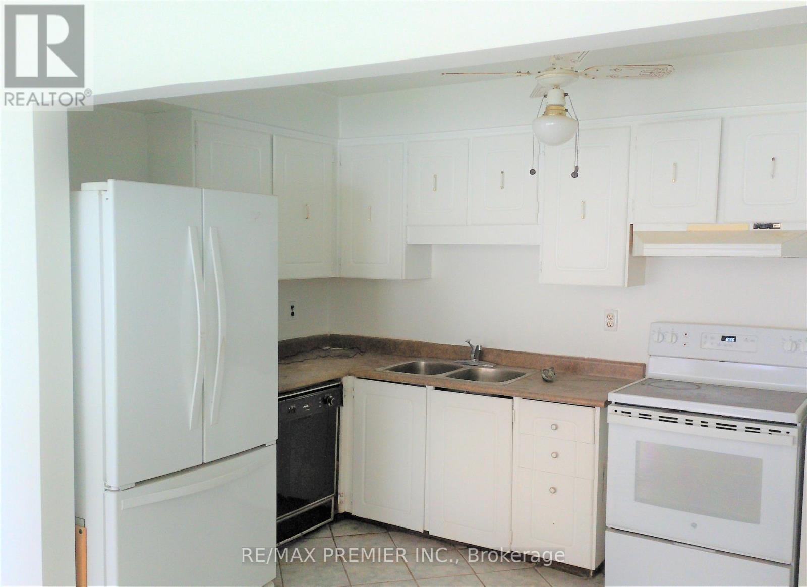 82 - 248 John Garland Boulevard, Toronto, Ontario  M9V 1N8 - Photo 3 - W13034578