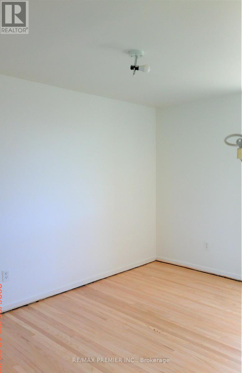 82 - 248 John Garland Boulevard, Toronto, Ontario  M9V 1N8 - Photo 8 - W13034578