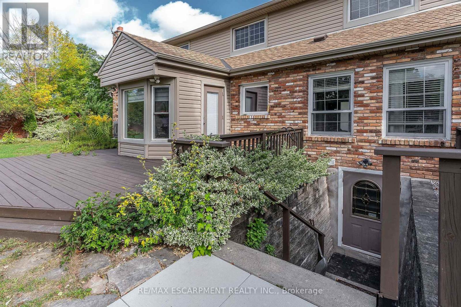 436 Goodram Drive, Burlington, Ontario  L7L 2K1 - Photo 37 - W13151560