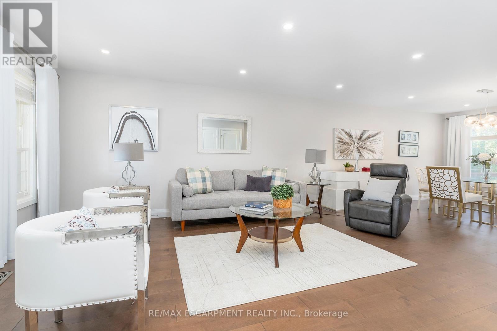 436 Goodram Drive, Burlington, Ontario  L7L 2K1 - Photo 6 - W13151560