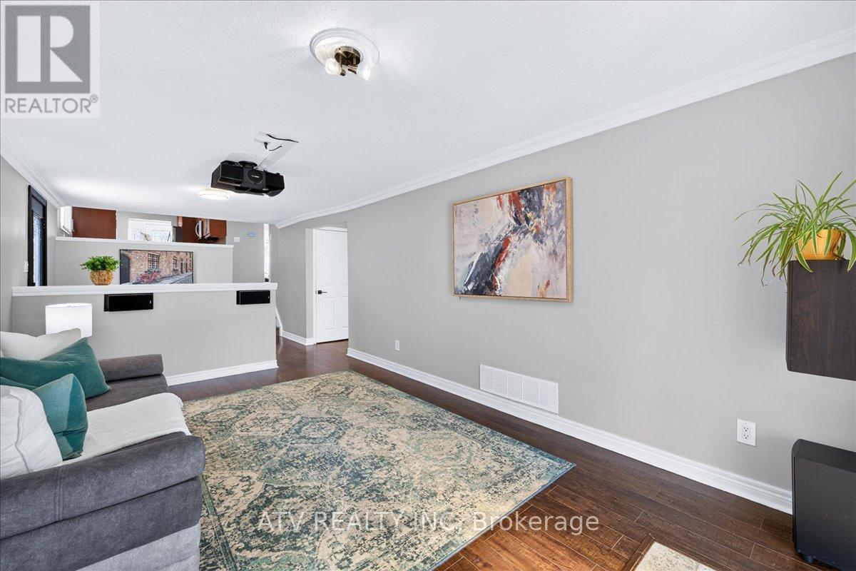 2504 Glamworth Crescent, Mississauga, Ontario  L5K 1G3 - Photo 27 - W13151572