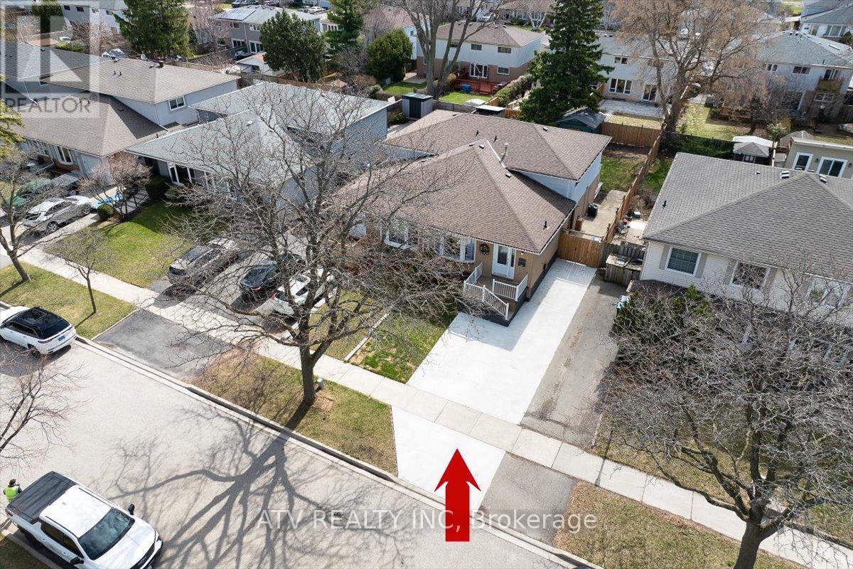 2504 Glamworth Crescent, Mississauga, Ontario  L5K 1G3 - Photo 44 - W13151572