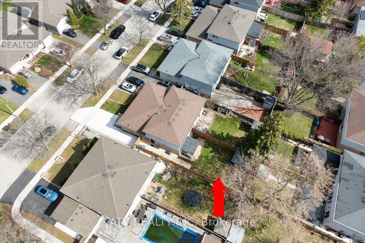 2504 Glamworth Crescent, Mississauga, Ontario  L5K 1G3 - Photo 45 - W13151572