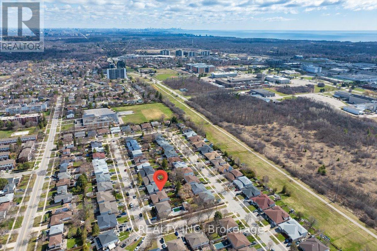 2504 Glamworth Crescent, Mississauga, Ontario  L5K 1G3 - Photo 46 - W13151572