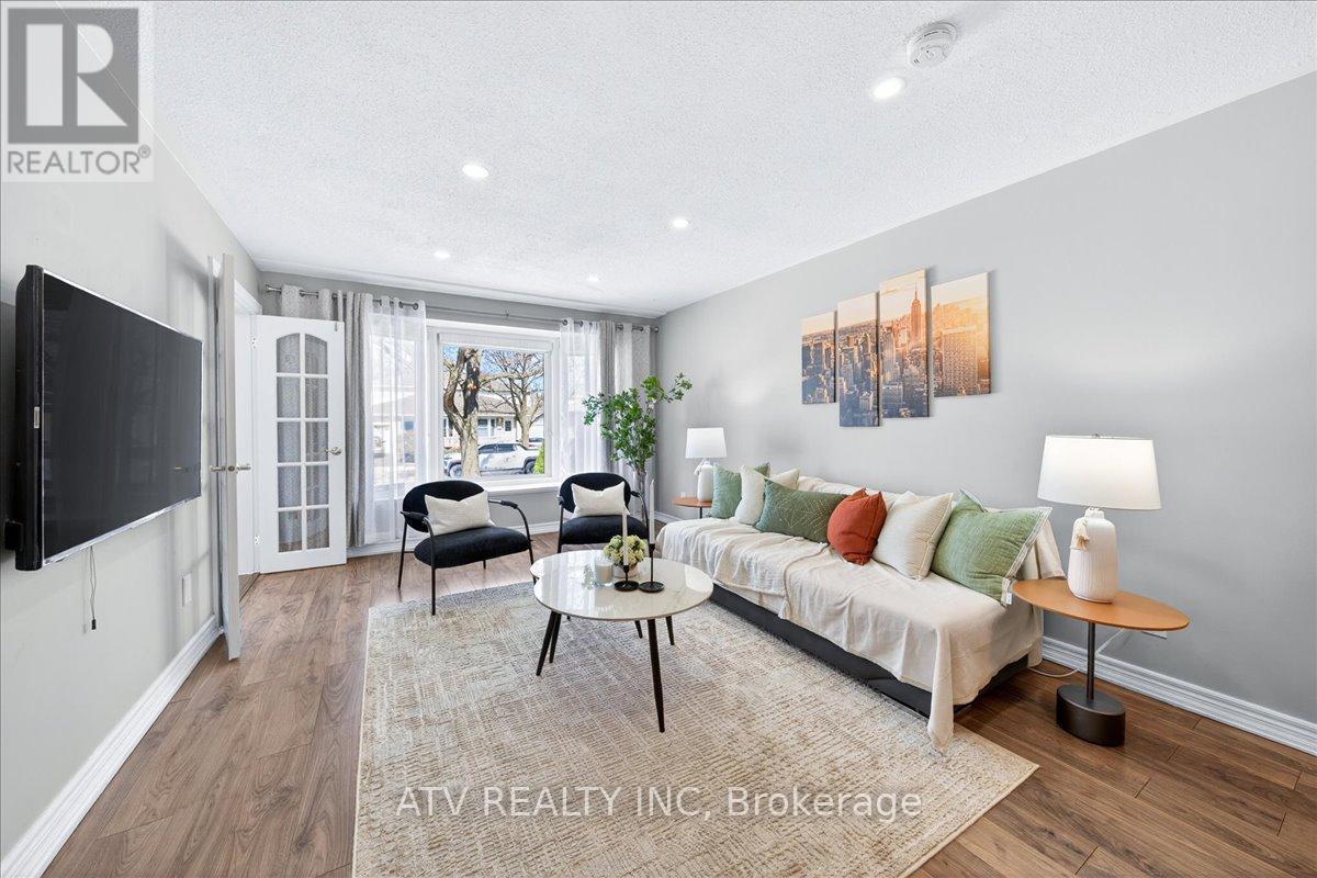 2504 Glamworth Crescent, Mississauga, Ontario  L5K 1G3 - Photo 7 - W13151572