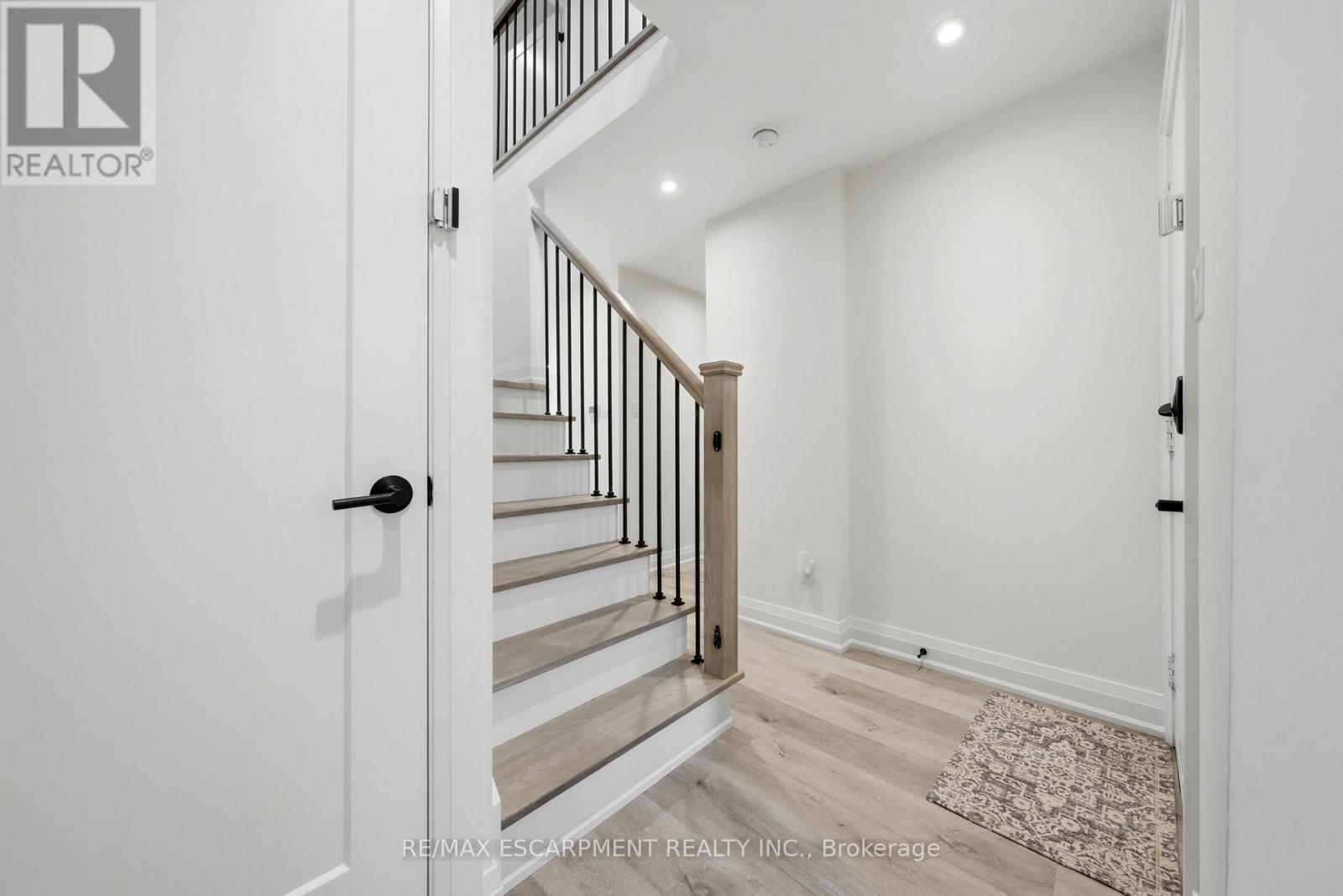 17 - 3079 Fifth Line W, Mississauga, Ontario  L5L 3T1 - Photo 6 - W13151586