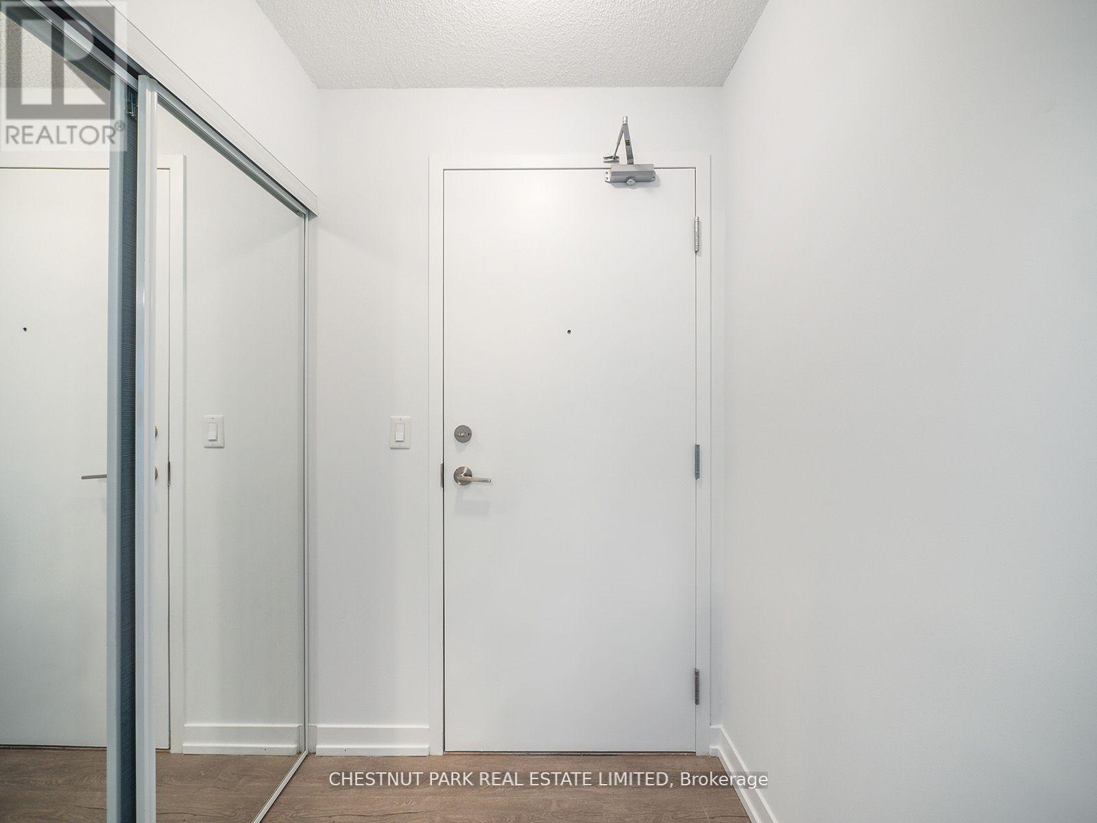 505 - 1410 Dupont Street, Toronto, Ontario  M6H 2B1 - Photo 5 - W13151612