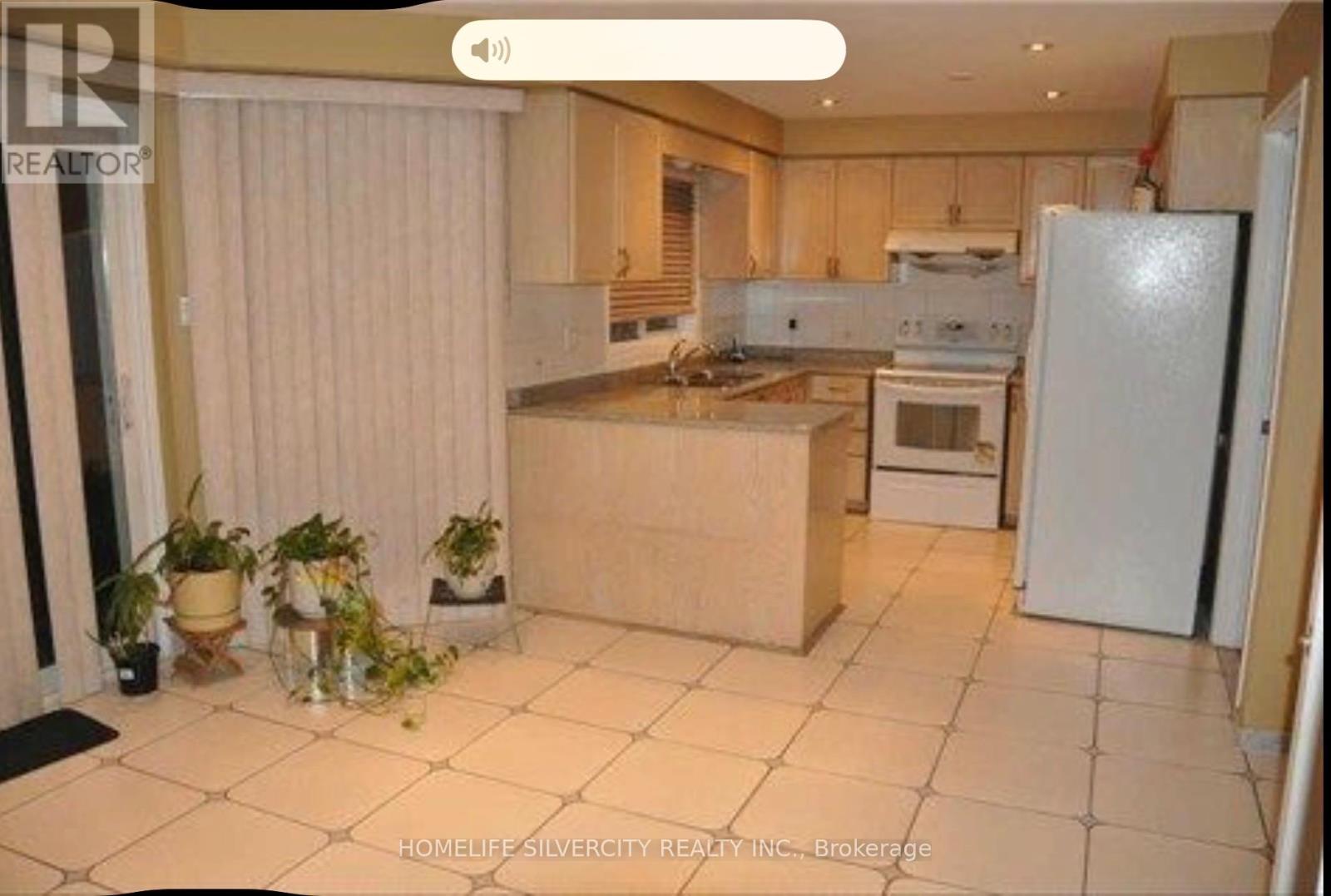1169 White Clover Way, Mississauga, Ontario  L5V 1K9 - Photo 5 - W13151620
