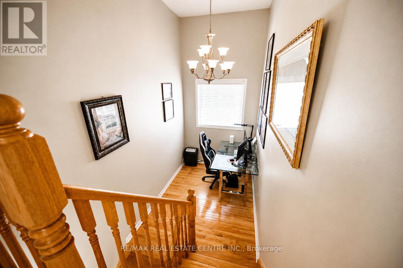 3672 Swanson Drive, Mississauga, Ontario  L5N 8J6 - Photo 18 - W13151680