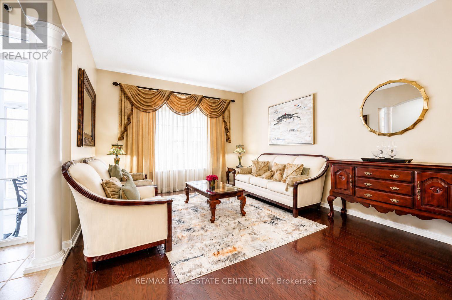 3672 Swanson Drive, Mississauga, Ontario  L5N 8J6 - Photo 5 - W13151680