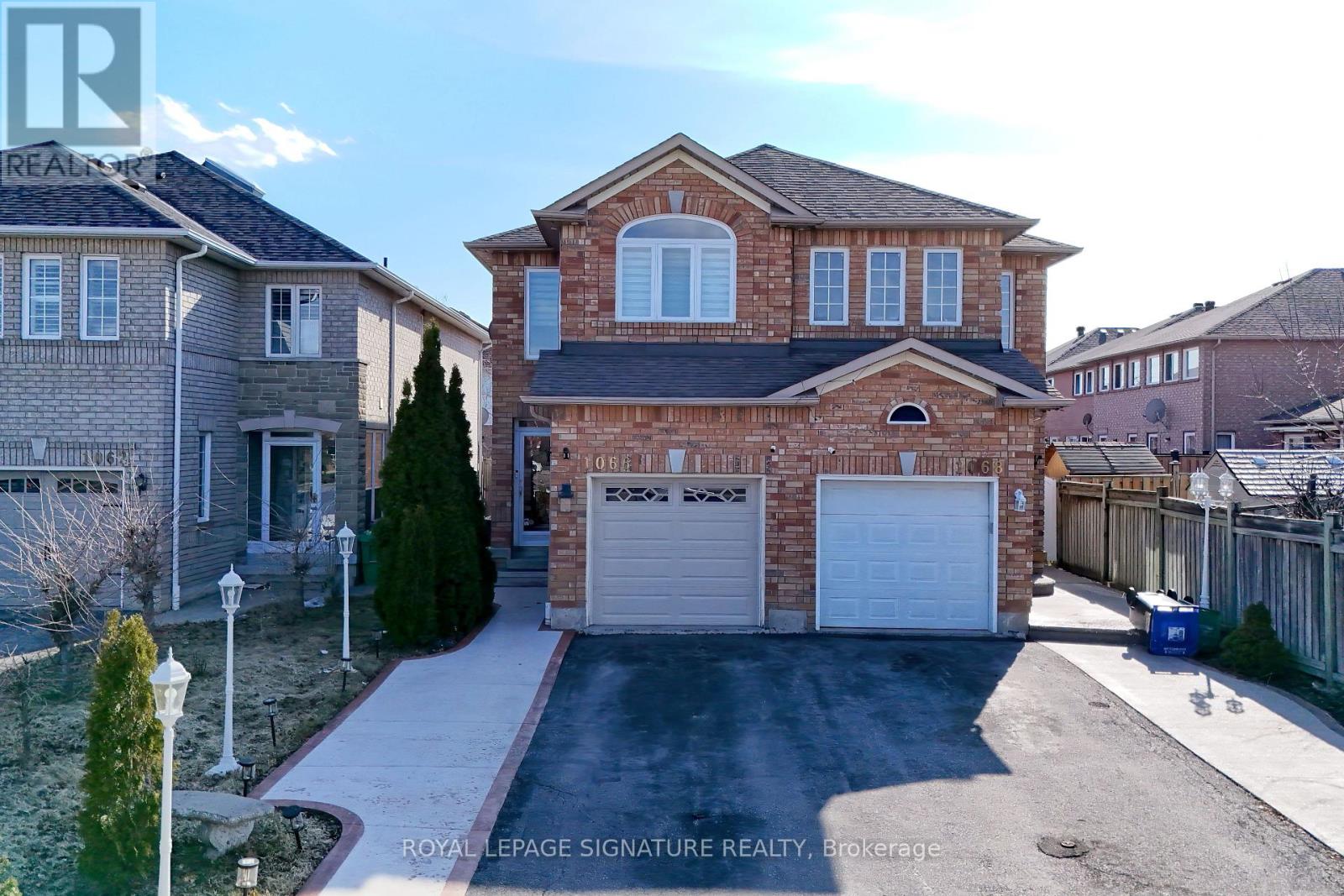 1066 Foxglove Place, Mississauga, Ontario  L5V 2N5 - Photo 50 - W13151776