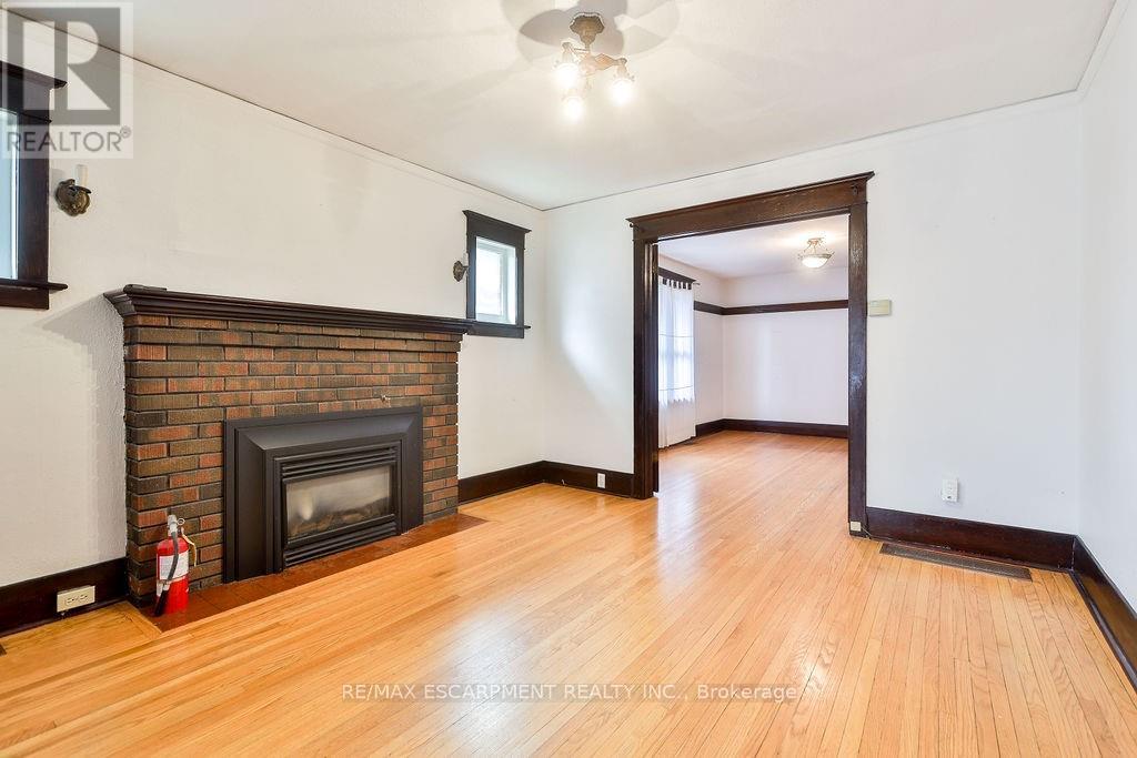 311 Queen Street S, Mississauga, Ontario  L5M 1L9 - Photo 12 - W13151818