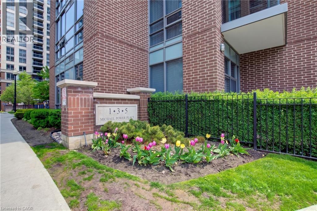 3 Michael Power Place Unit# 1009, Etobicoke, Ontario  M9A 0A2 - Photo 2 - 40828895