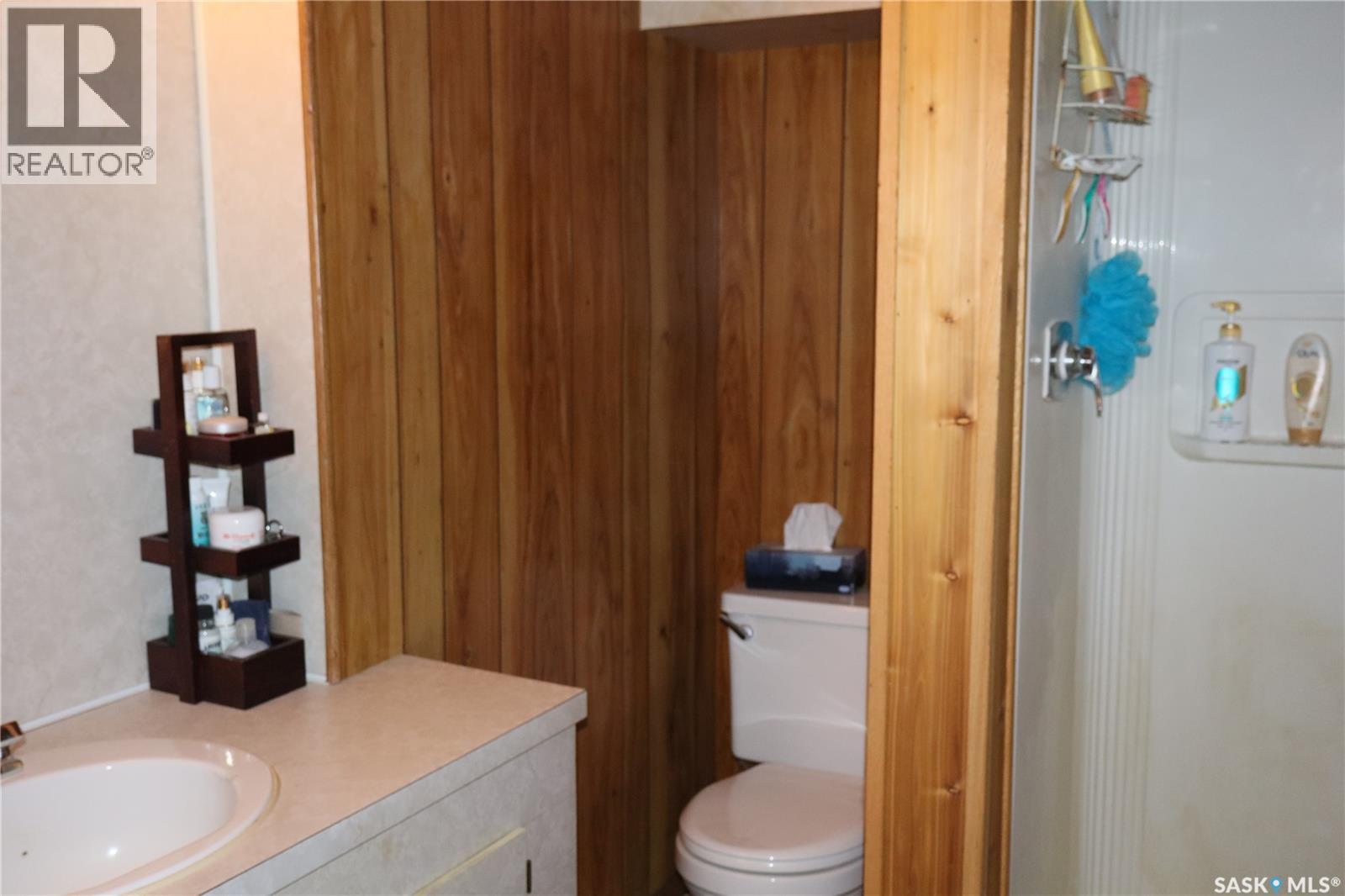 604 5th Avenue W, Assiniboia, Saskatchewan  S0H 0B0 - Photo 28 - SK027503
