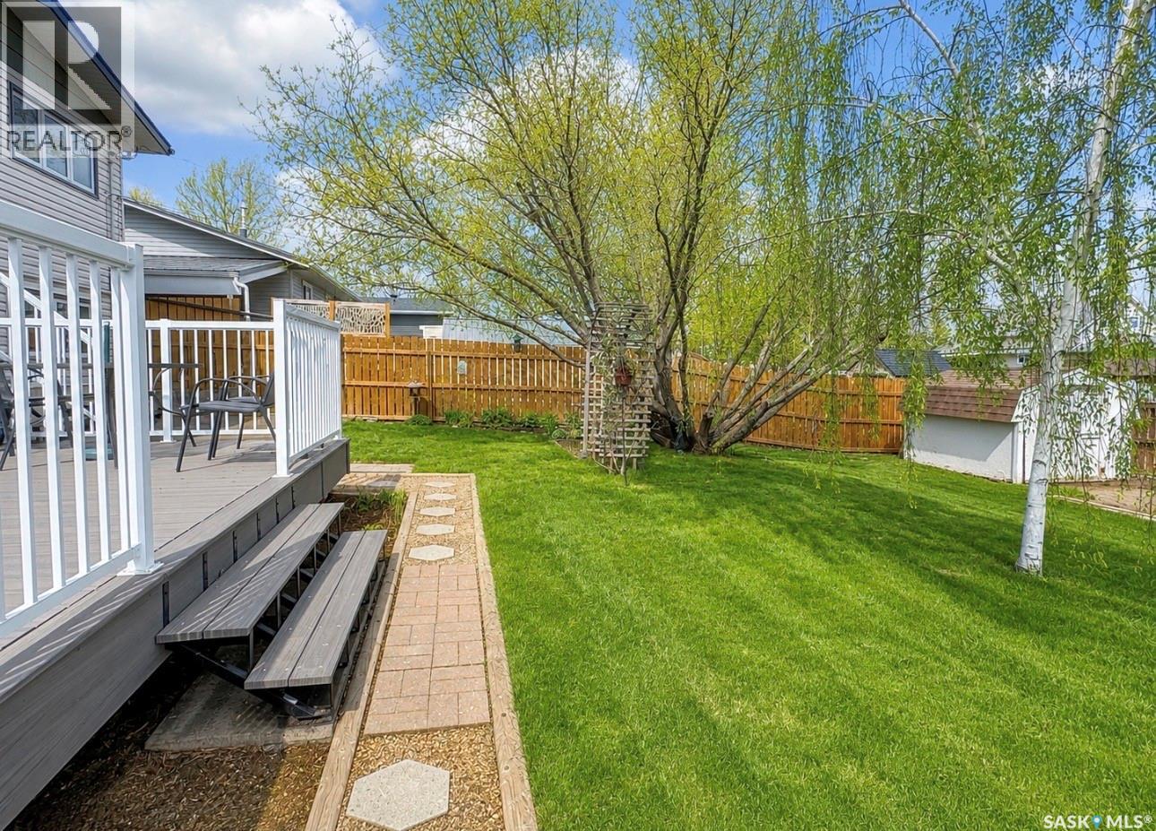604 5th Avenue W, Assiniboia, Saskatchewan  S0H 0B0 - Photo 38 - SK027503