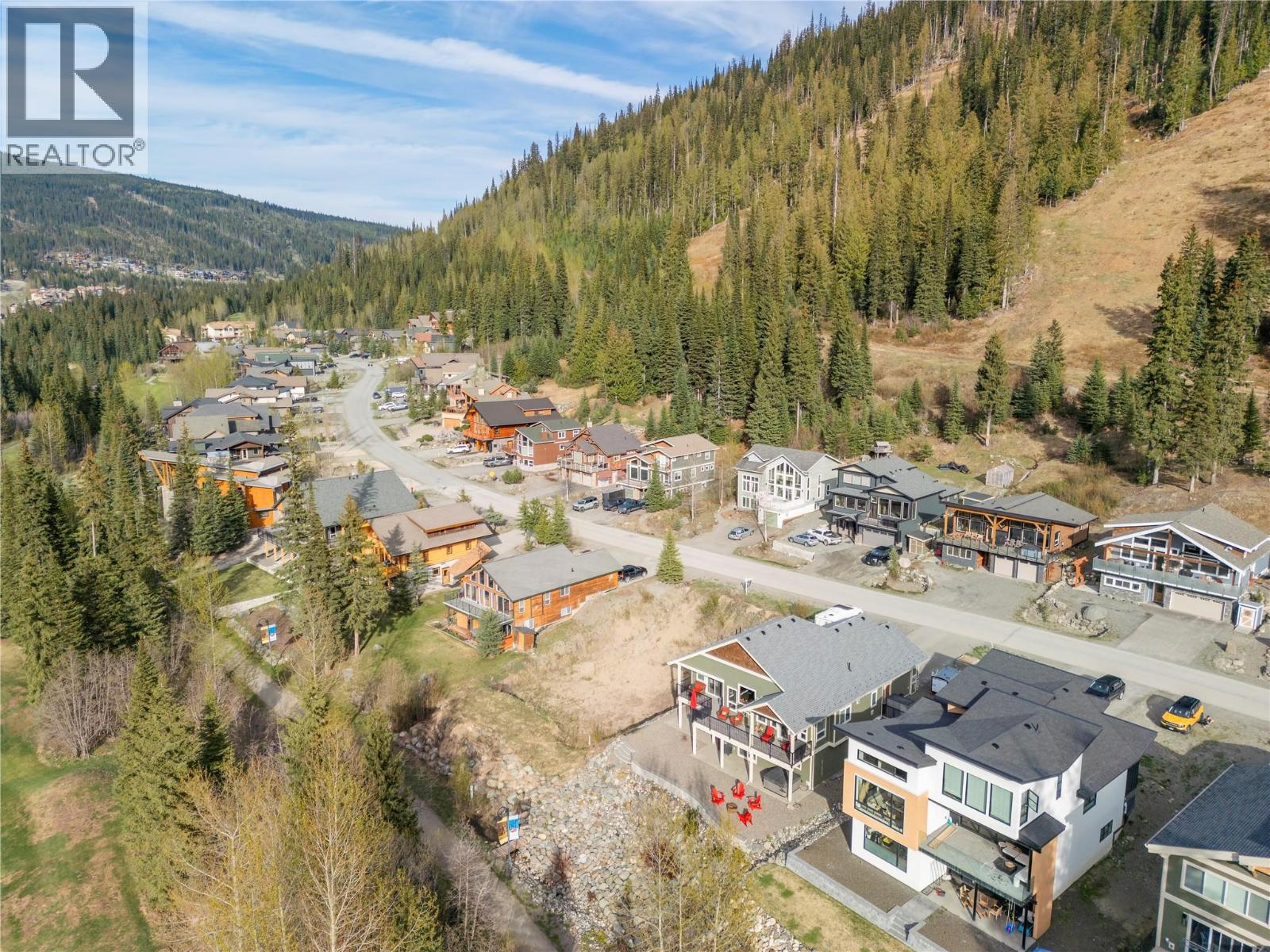 2444 Fairways Drive, Sun Peaks, British Columbia V0E 5N0 - Photo 3 - 10383016