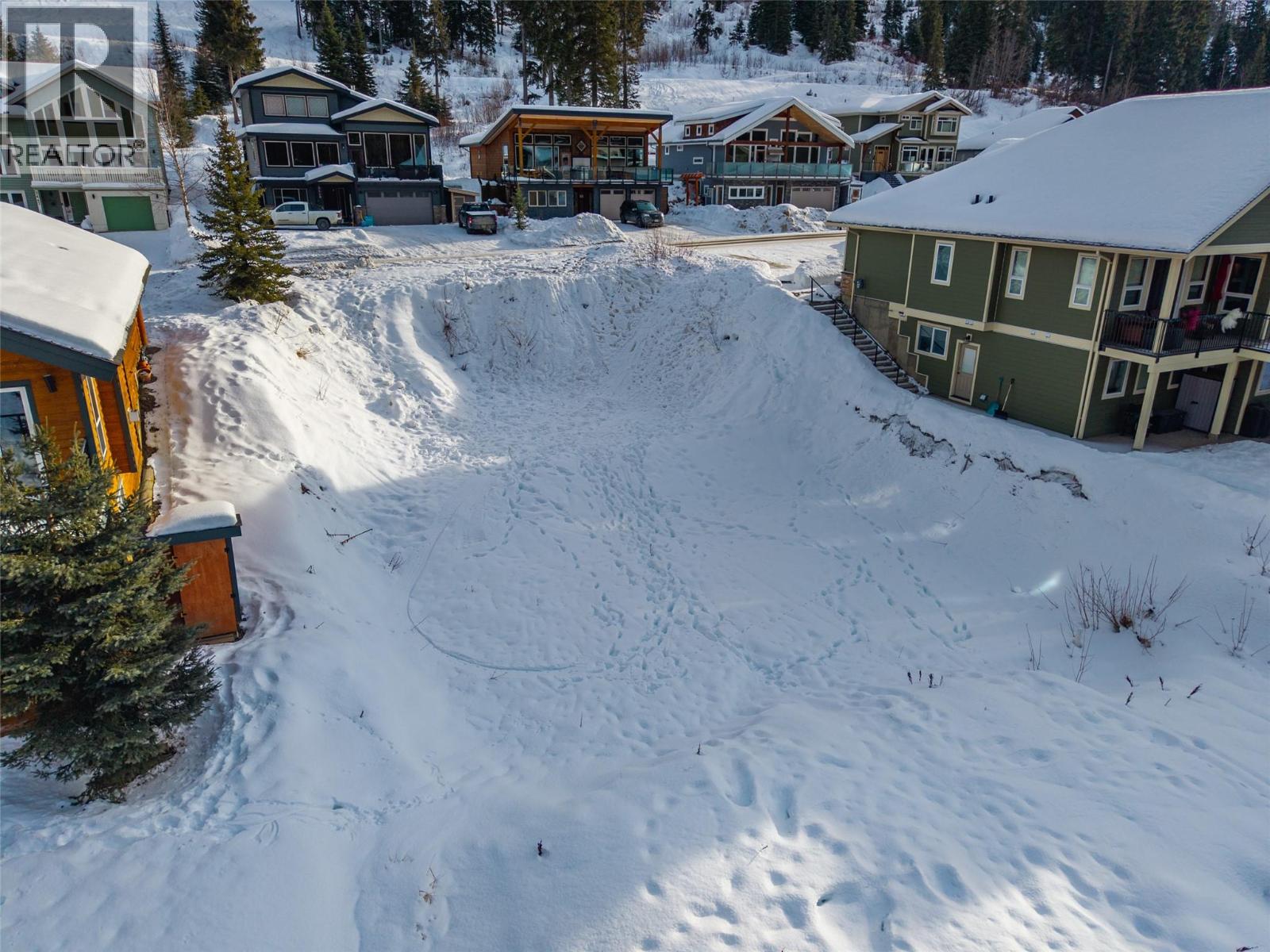 2444 Fairways Drive, Sun Peaks, British Columbia V0E 5N0 - Photo 32 - 10383016