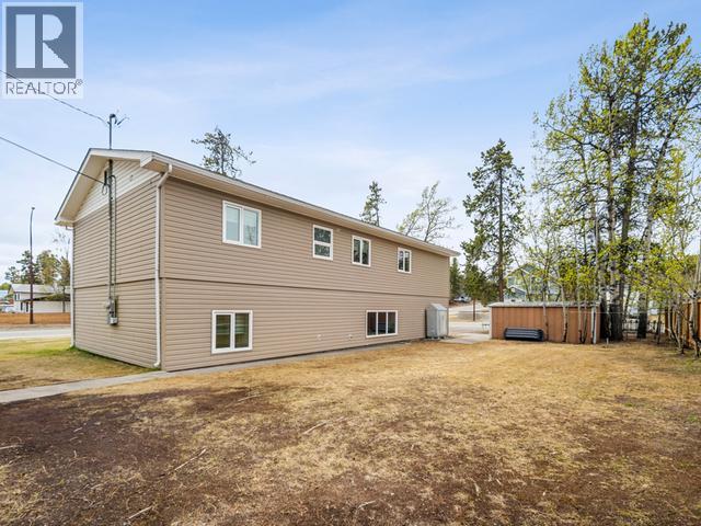 1202 Pine Street, Whitehorse, Yukon  Y1A 4G1 - Photo 5 - 17189