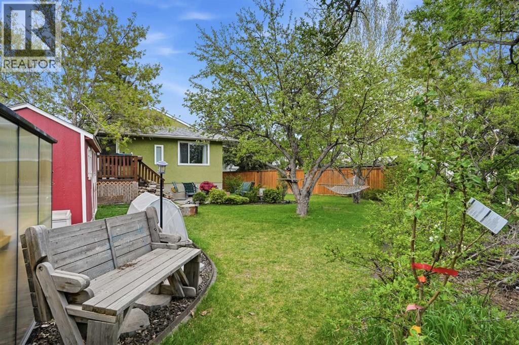 108 Doverglen Crescent SE, Calgary, Alberta  T2B 2P6 - Photo 19 - A2311559