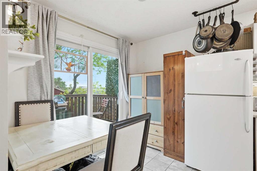 108 Doverglen Crescent SE, Calgary, Alberta  T2B 2P6 - Photo 7 - A2311559