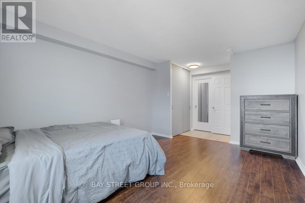 1602 - 71 Somerset Street W, Ottawa, Ontario  K2P 2G2 - Photo 12 - X13151746