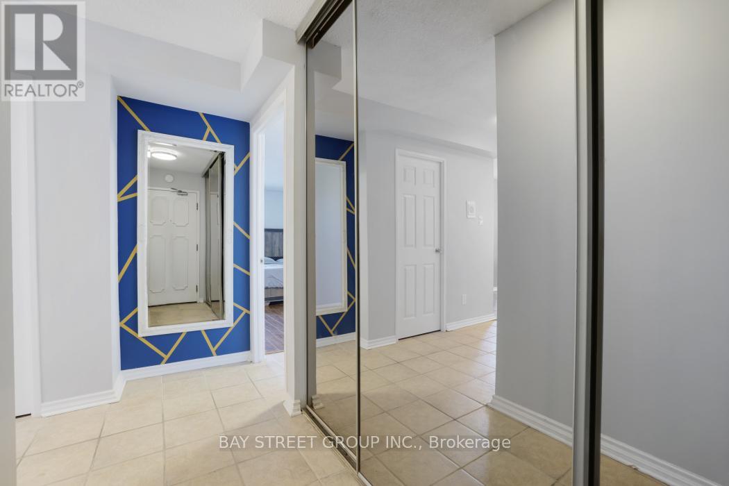1602 - 71 Somerset Street W, Ottawa, Ontario  K2P 2G2 - Photo 8 - X13151746