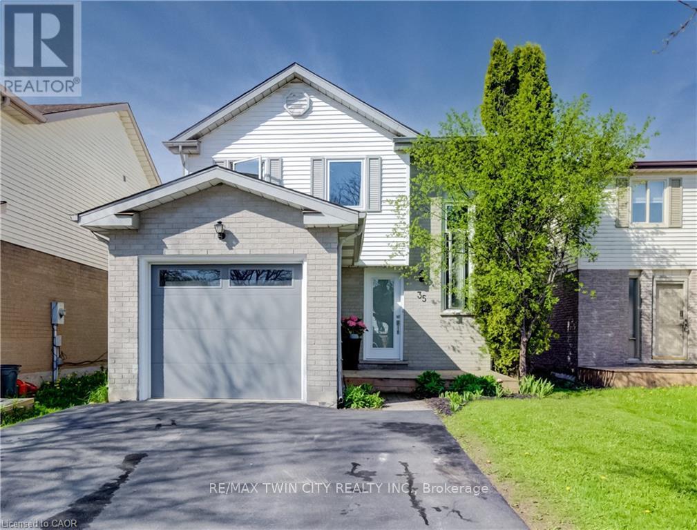 35 CAMROSE COURT, Kitchener, Ontario