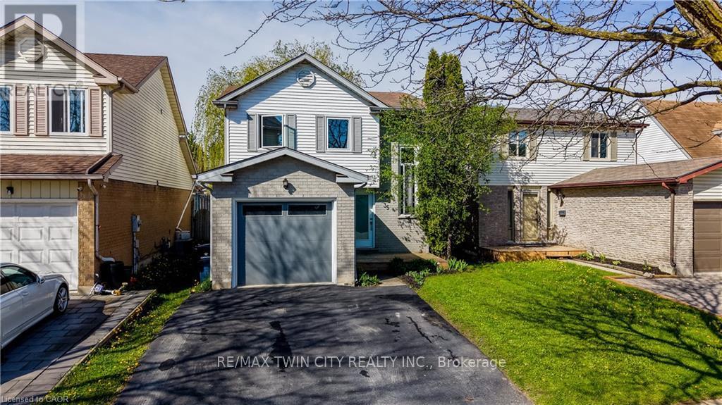35 Camrose Court, Kitchener, Ontario  N2M 5J3 - Photo 2 - X13151798
