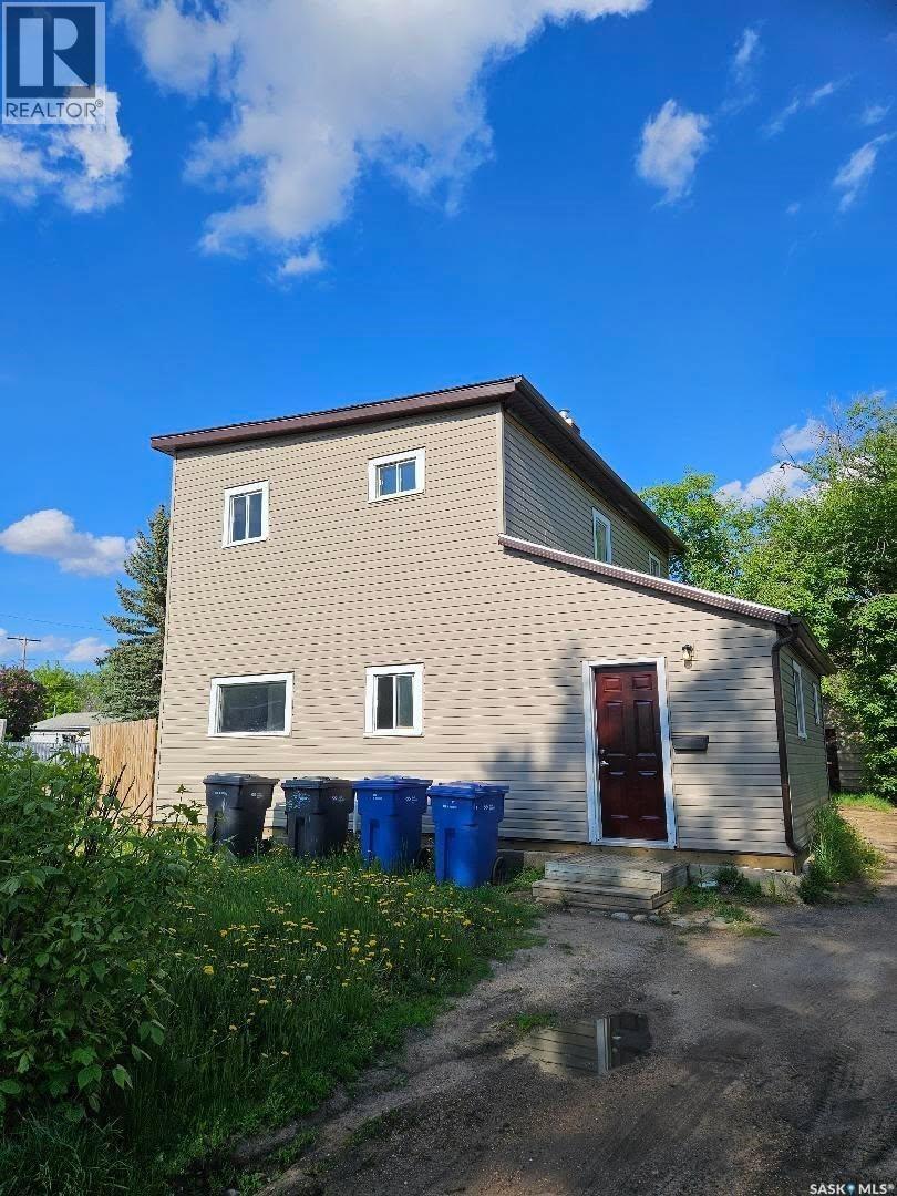 1292 106th Street, North Battleford, Saskatchewan  S9A 1X2 - Photo 1 - SK036387