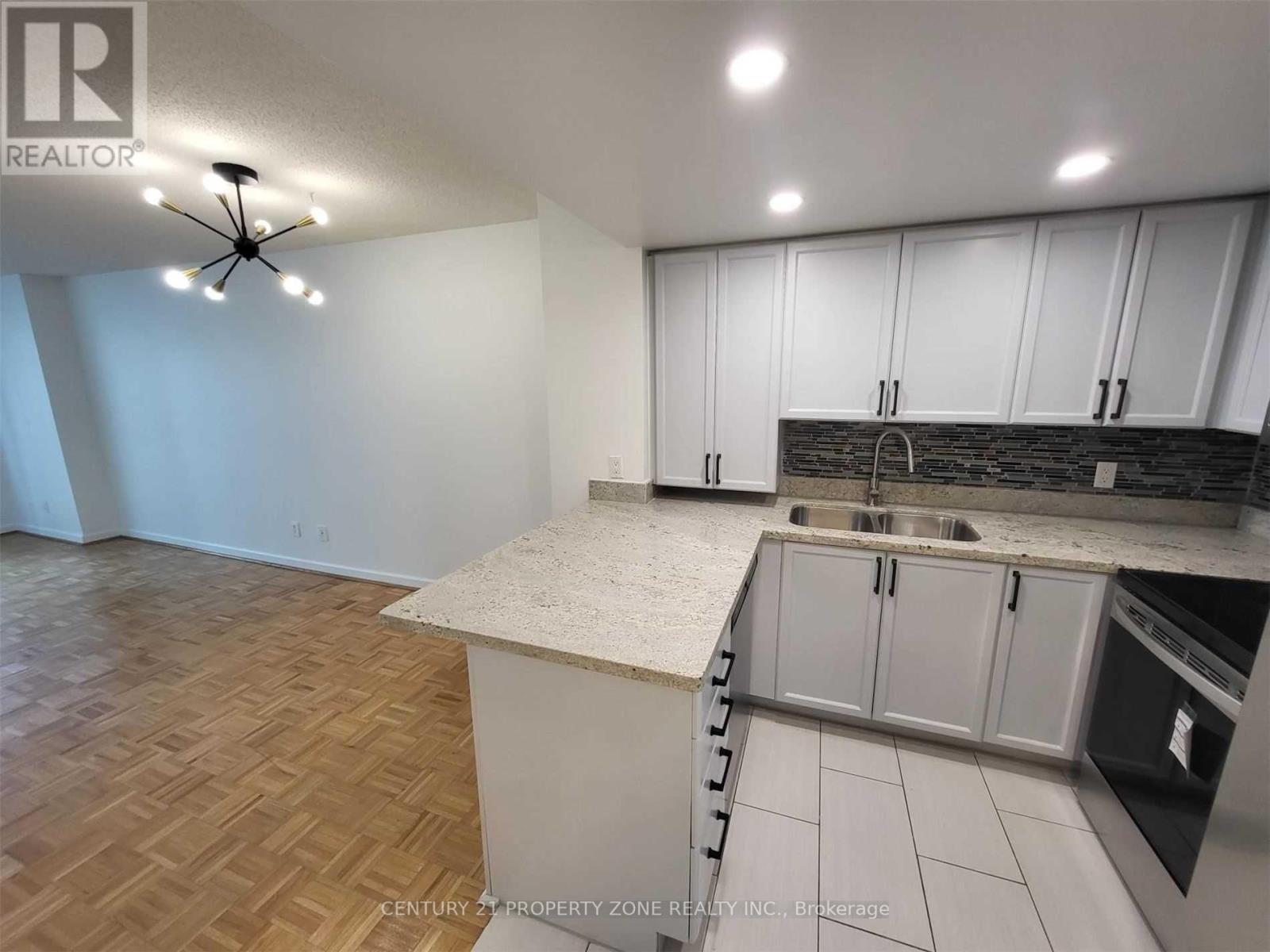 1915 - 8 Park Road, Toronto, Ontario  M4W 3S5 - Photo 3 - C13093166