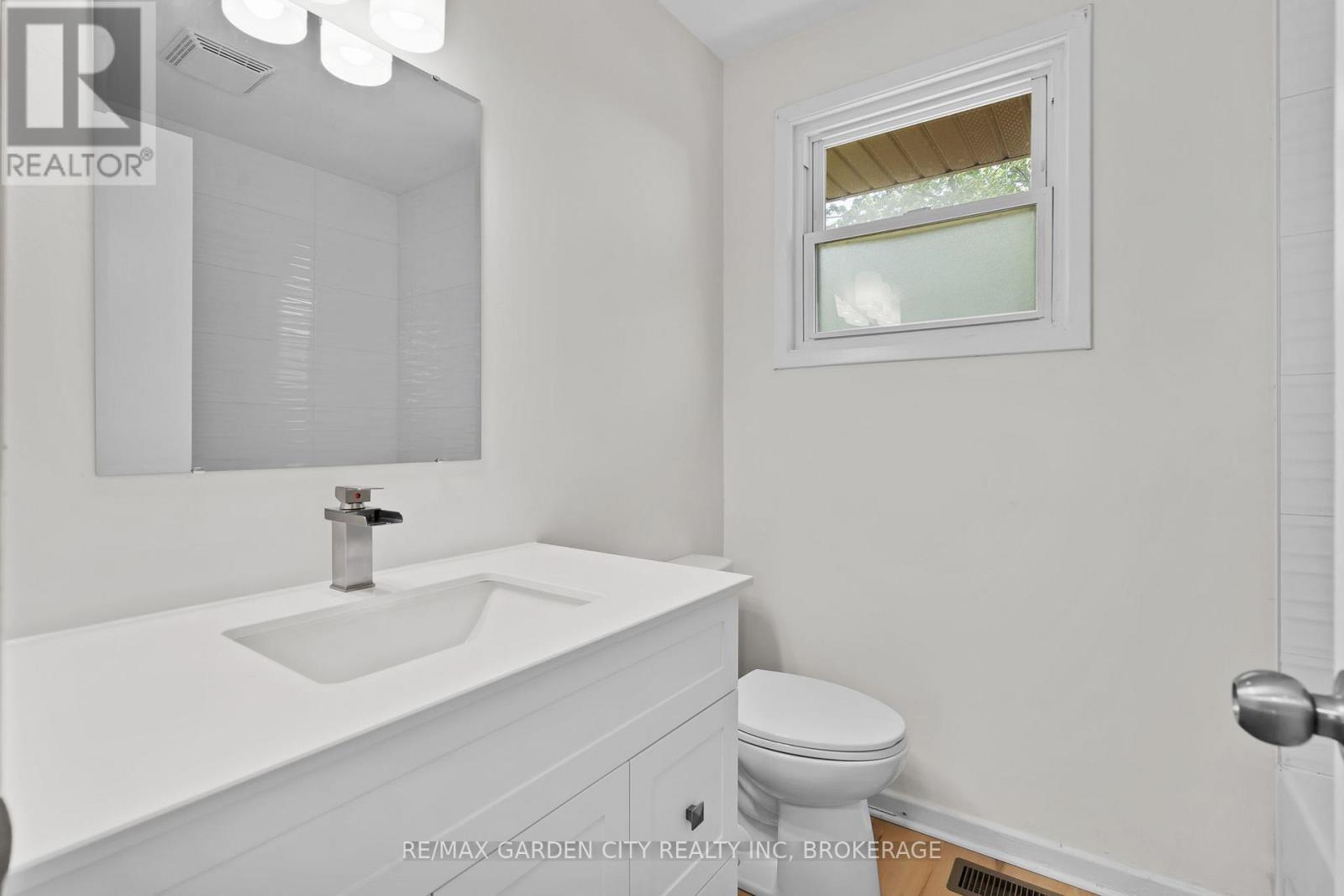 94 Tupper Drive, Thorold, Ontario  L2V 4C8 - Photo 13 - X13151870
