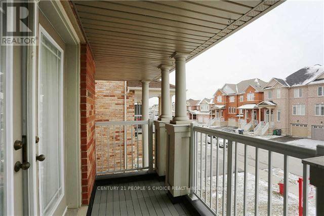 4 Saint Grace Court, Brampton, Ontario  L6P 3B8 - Photo 8 - W13151632