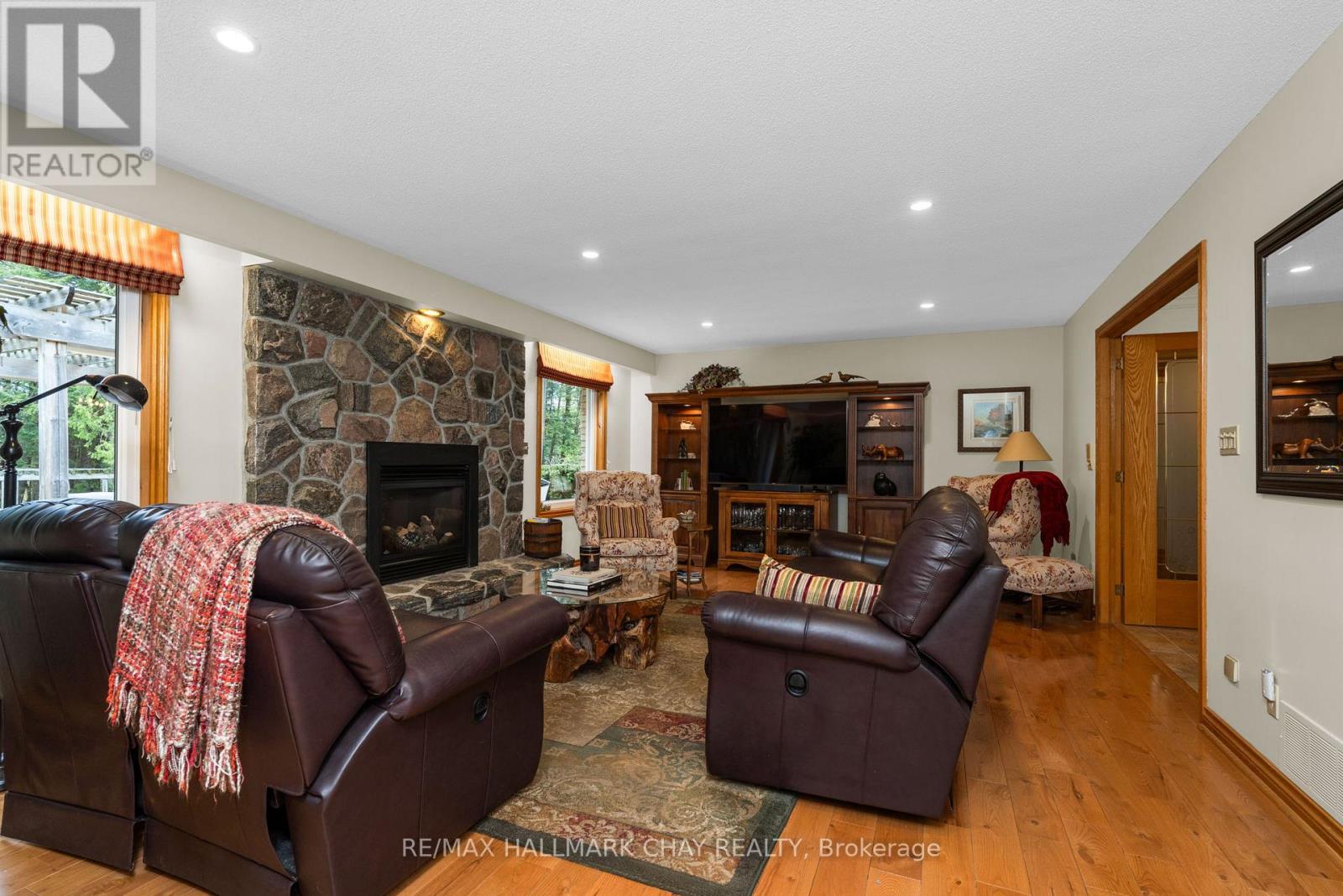 1838 Carriage Court, Severn, Ontario  L3V 6H2 - Photo 6 - S13151306