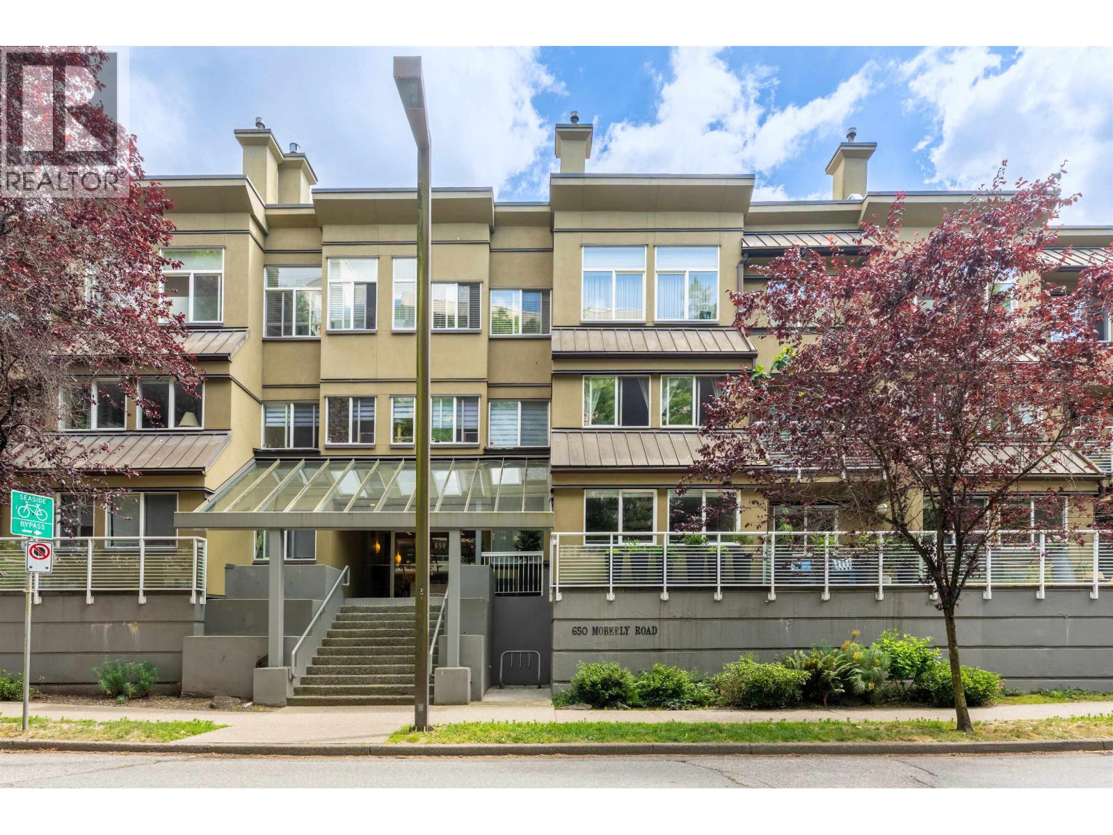 650 MOBERLY ROAD, Vancouver, British Columbia