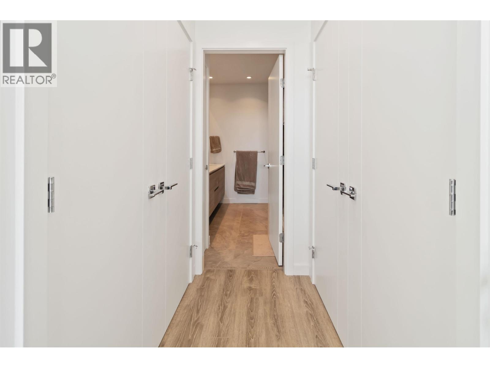 2508 680 Quayside Drive, New Westminster, British Columbia  V3M 0P2 - Photo 17 - R3125833