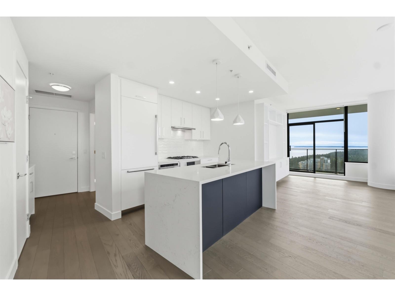 2406 1588 Johnston Road, Surrey, British Columbia  V4B 0C5 - Photo 3 - R3125793