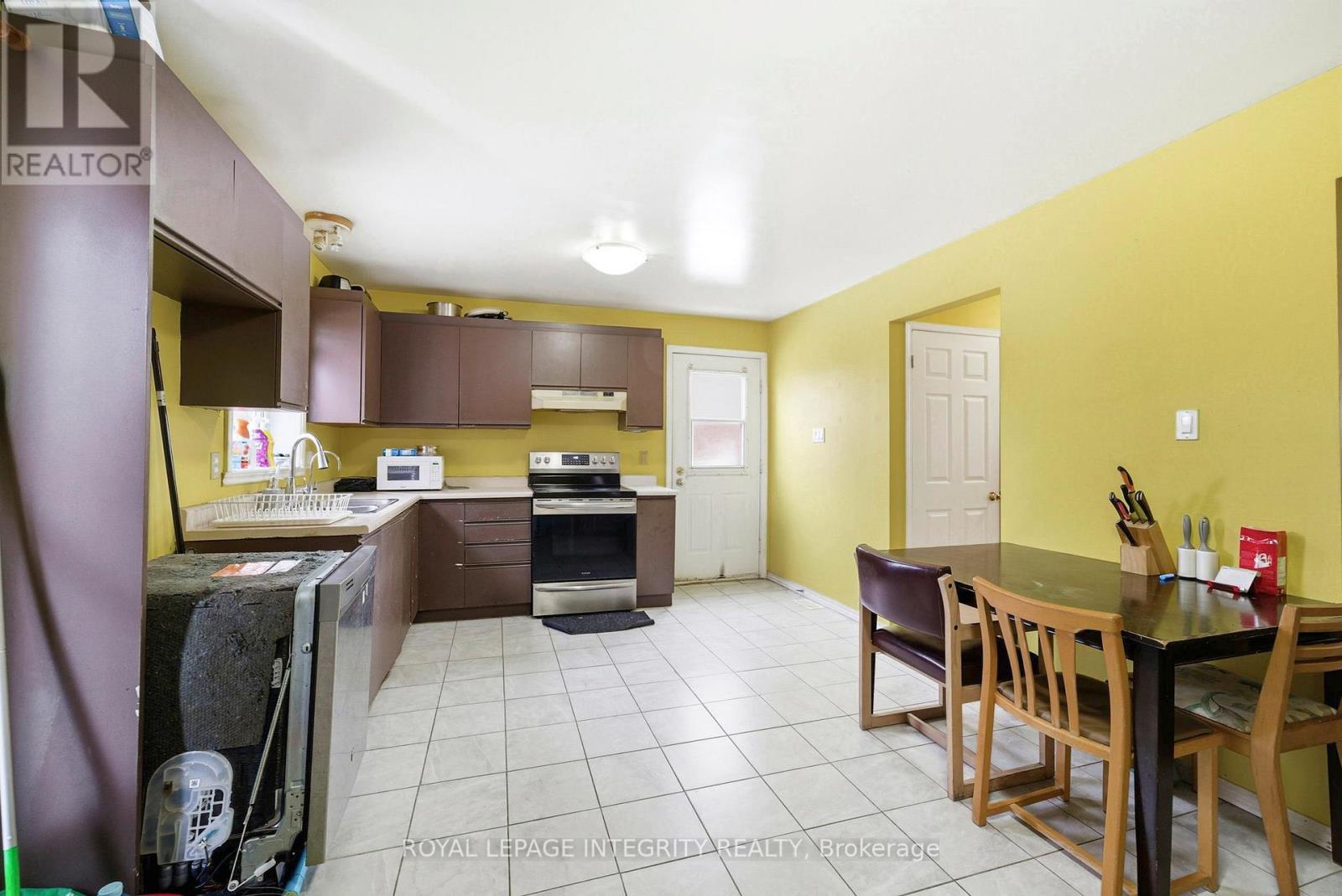 309 Ellen Avenue, Cornwall, Ontario  K6J 5T6 - Photo 5 - X12773728
