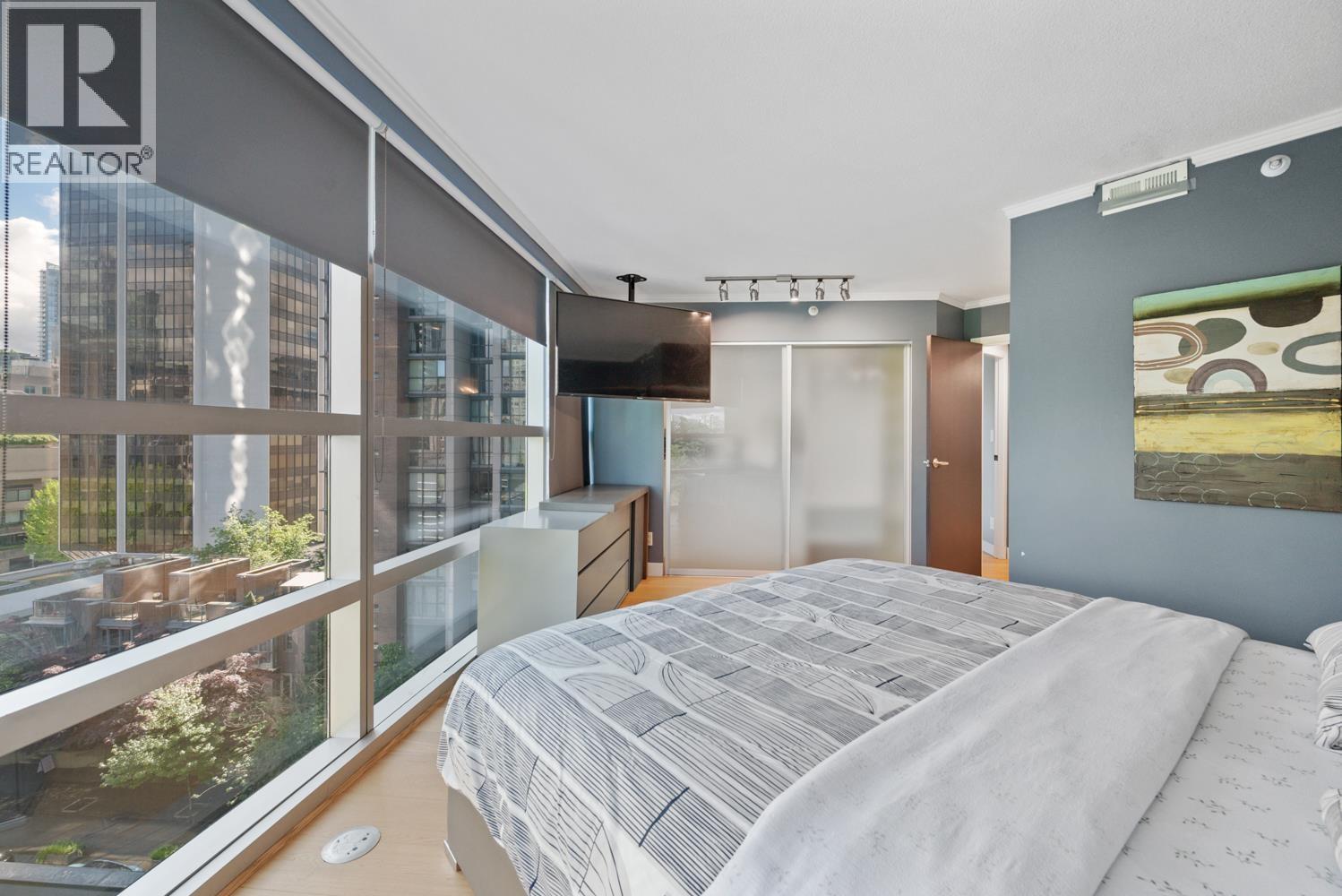 70x 1050 Burrard Street, Vancouver, British Columbia  V6Z 2S3 - Photo 15 - R3125872