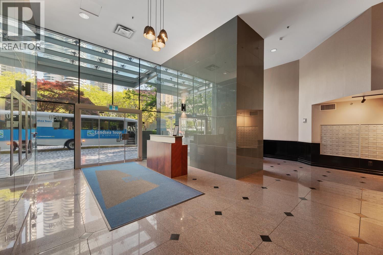 70x 1050 Burrard Street, Vancouver, British Columbia  V6Z 2S3 - Photo 27 - R3125872
