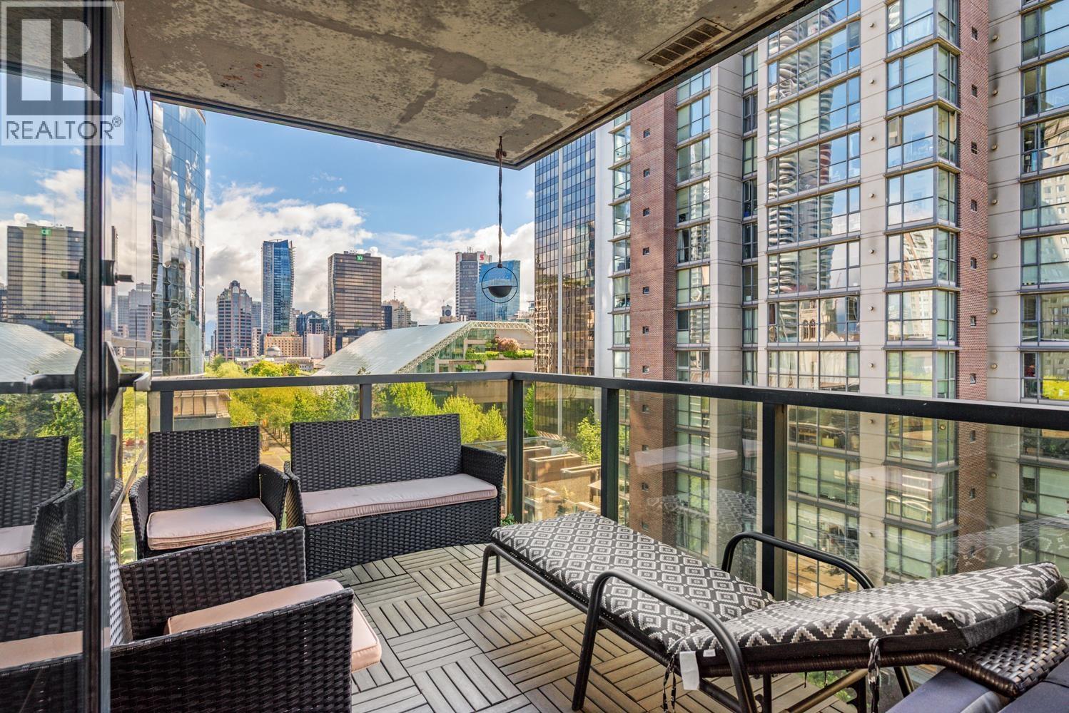 70x 1050 Burrard Street, Vancouver, British Columbia  V6Z 2S3 - Photo 28 - R3125872