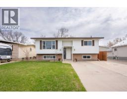 235 15 Street N, Lethbridge, Alberta