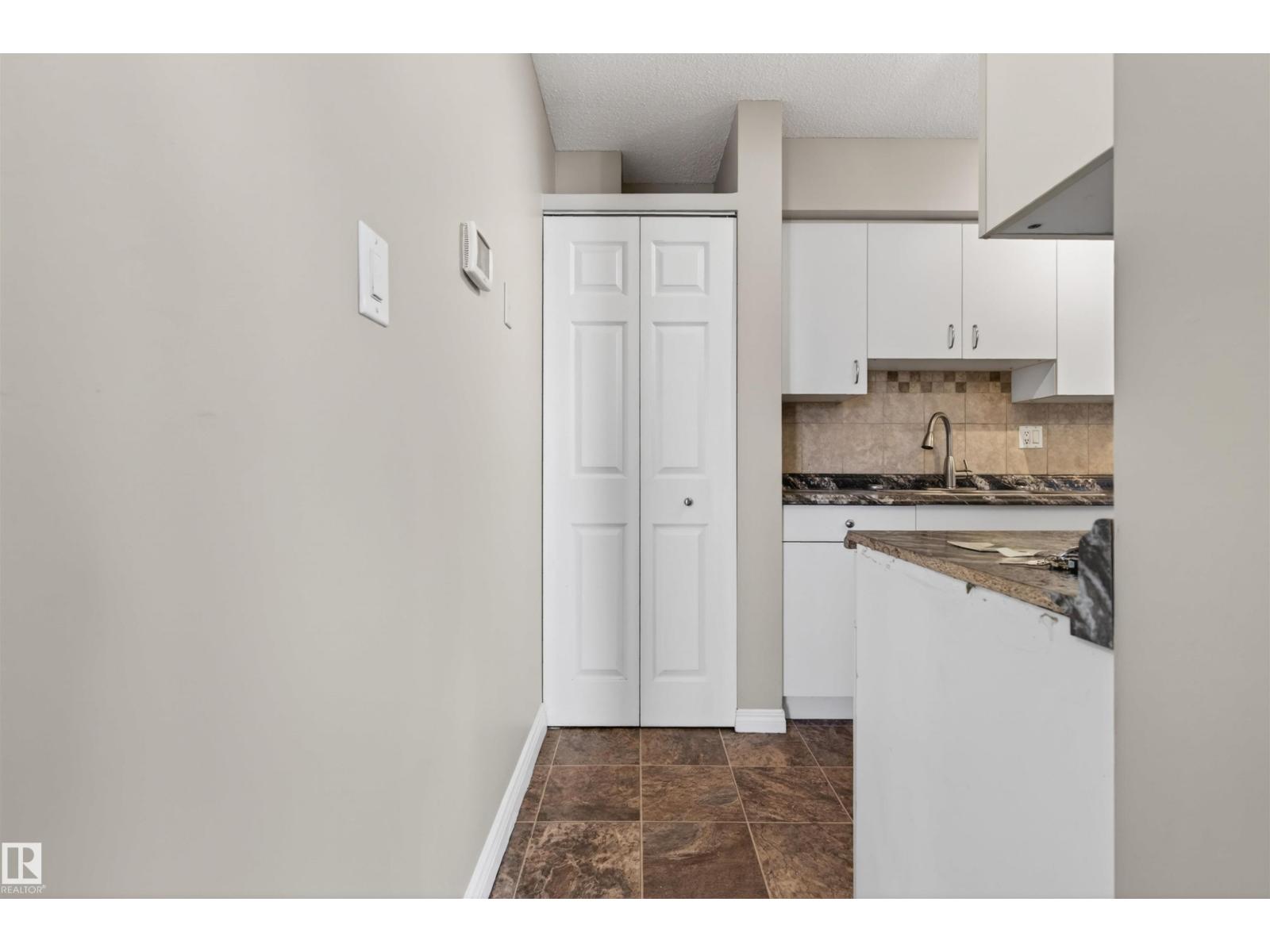 #8 14105 82 St Nw, Edmonton, Alberta  T5E 2V7 - Photo 9 - E4488842