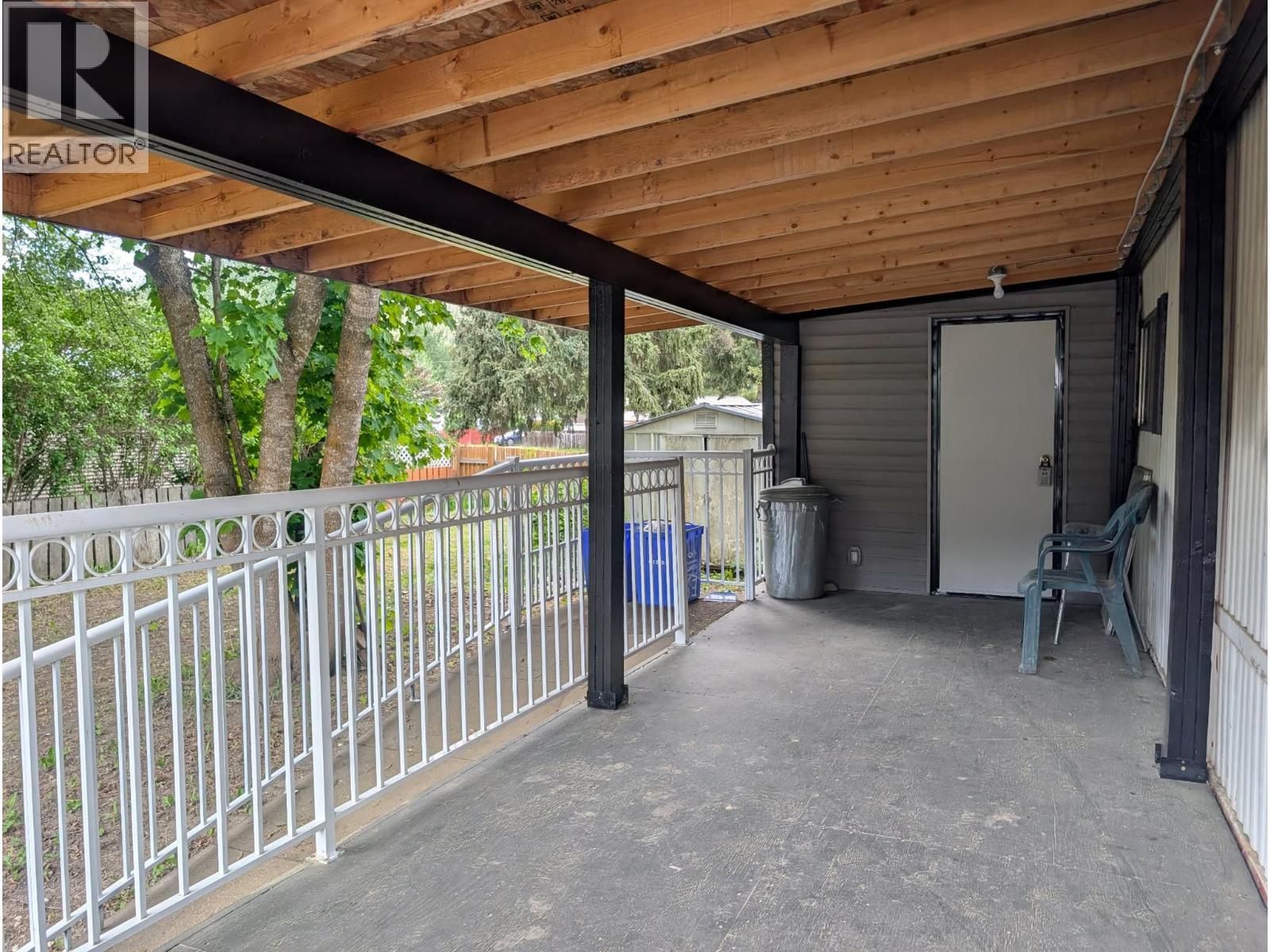 446 Mabel Lake Road Unit# E9, Lumby, British Columbia  V0E 2G5 - Photo 5 - 10373150