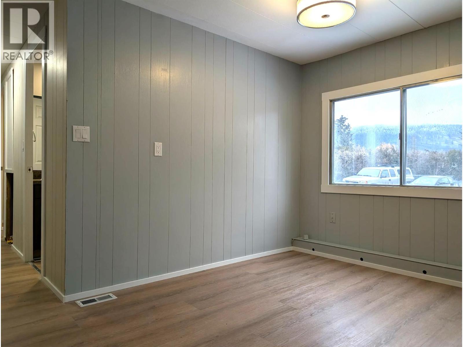 446 Mabel Lake Road Unit# E9, Lumby, British Columbia  V0E 2G5 - Photo 16 - 10373150